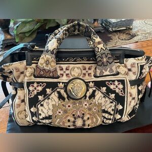 Elegant Authentic Gucci Tapestry Handbag